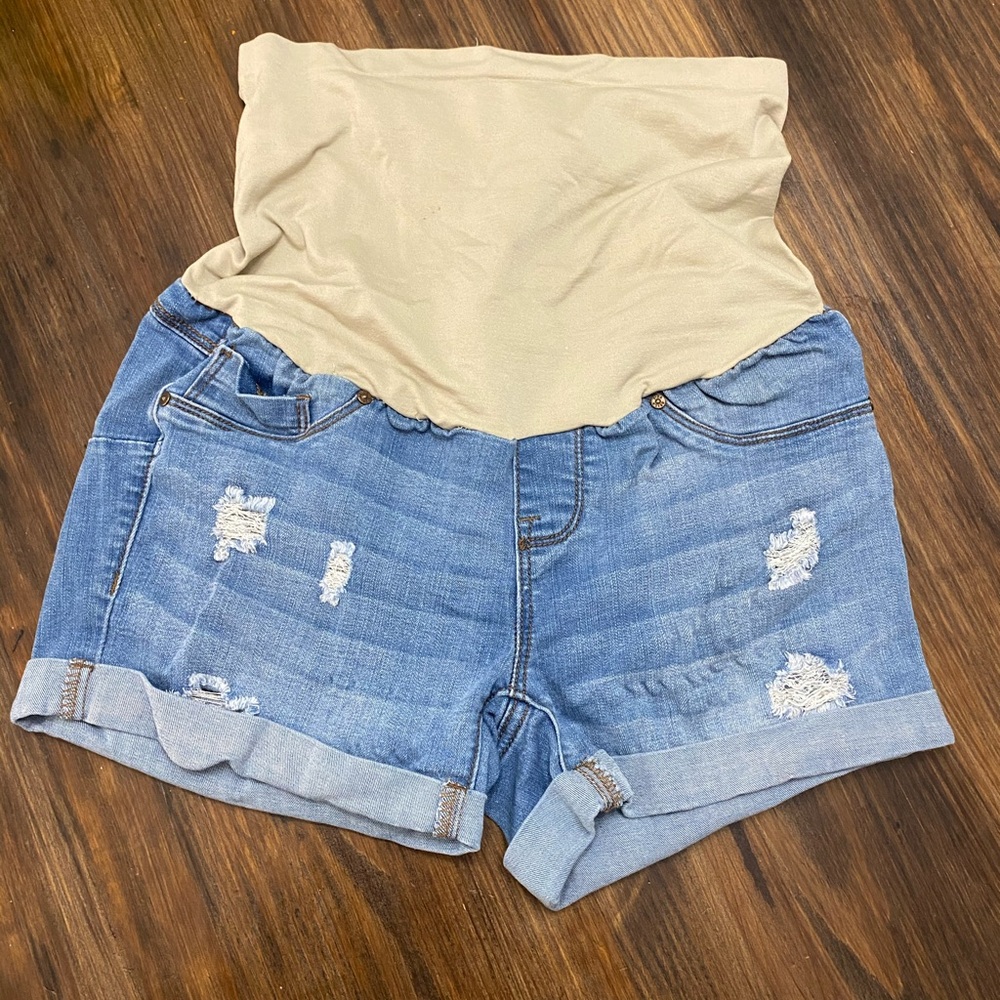 Maternity Distressed Jean shorts